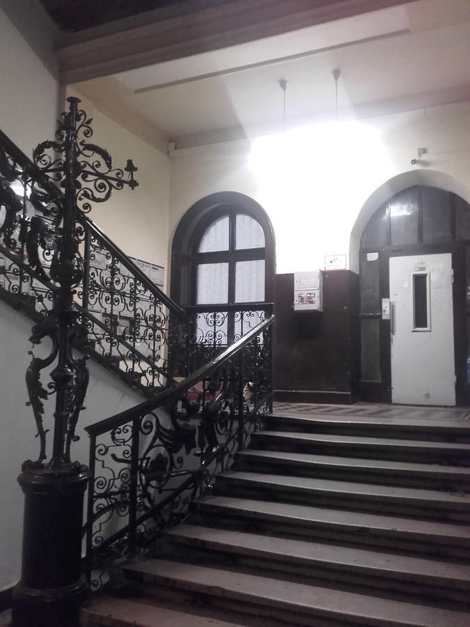 Black Dog Hostel Budapest Esterno foto